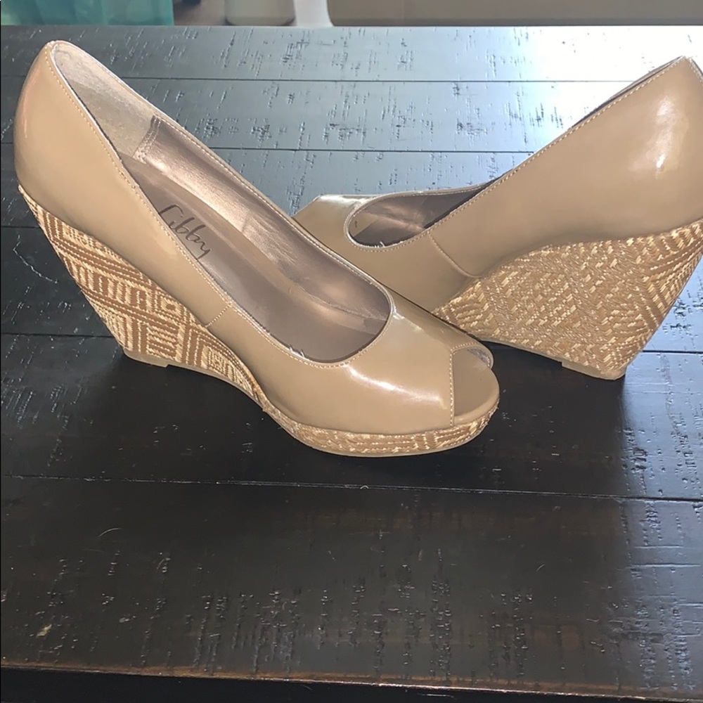 EUC Sam & Libby wedge shoes - size 8.5M